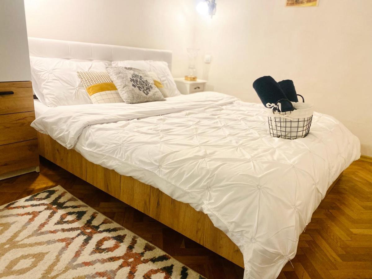 Charm Old Town Apartment Brasov